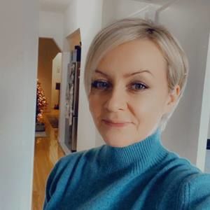 Meet your Posher, Narcisa